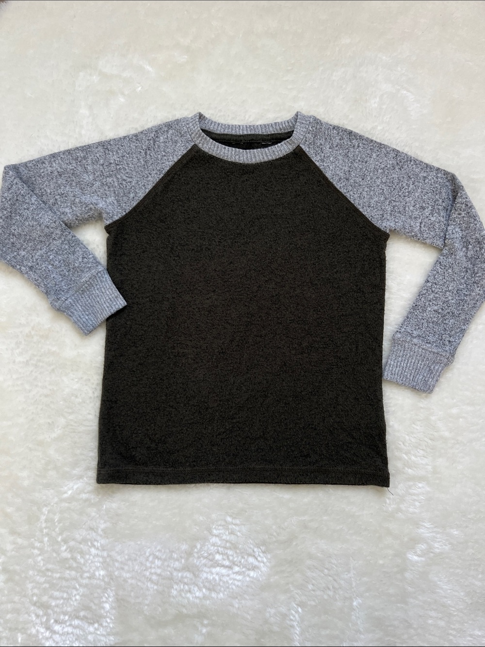Boy’s Olive Green Raglan Sweater - Picture 2 of 3